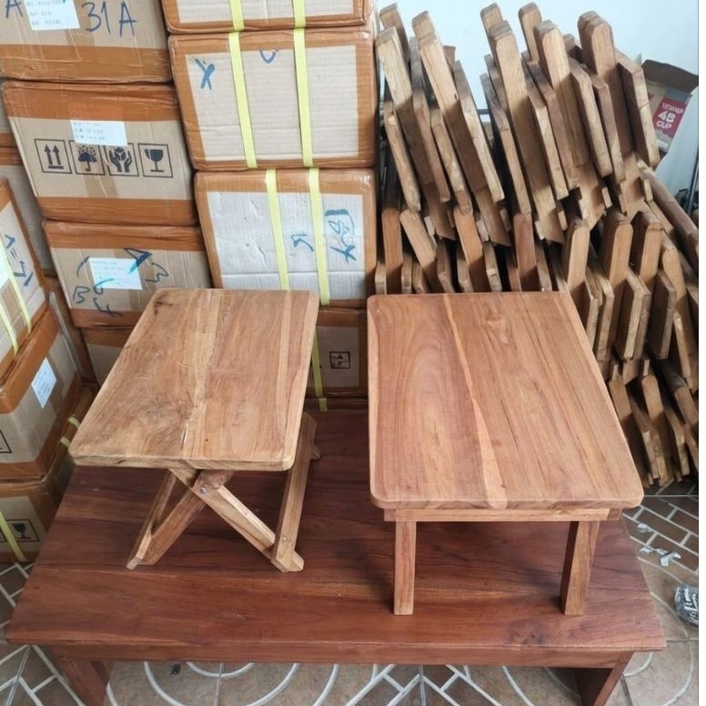 Meja Belajar Kecil Lipat‎‎ Kayu Jati