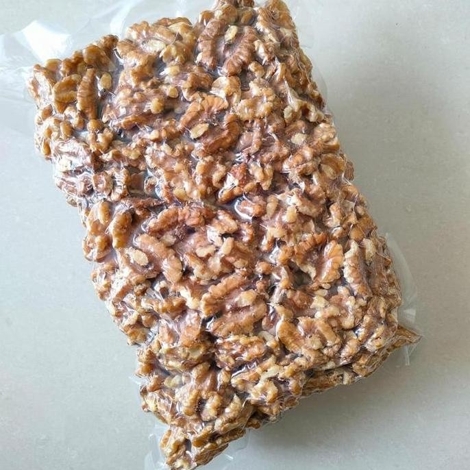 

Kacang Walnut Mentah Kenari (250 Gr) Extra Light Halves