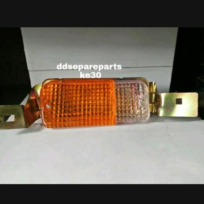 ,,,,,,,] Lampu sen bumper toyota corolla Dx 80 KE70