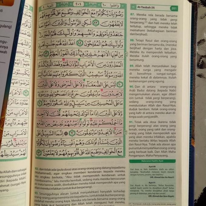 

[A6T-Dompet] Al-Quran Terjemah Waqaf Ibtida Suara Agung Alquran Terjemahan HJ