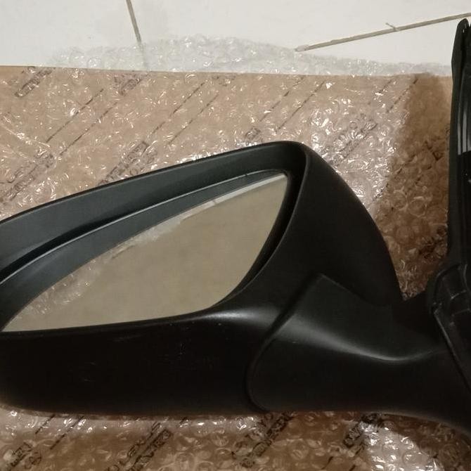spion Yaris TRD sportivo tahun 2015 Original