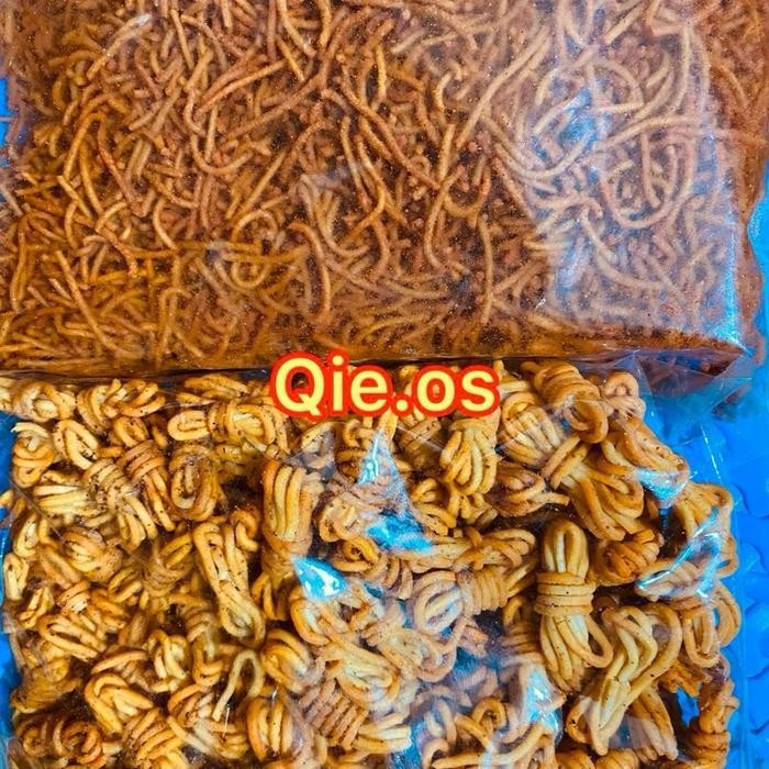 

LS Snack Mie goreng gulung kering kremes pedas 250g || 500gr Food Cemilan Camilan