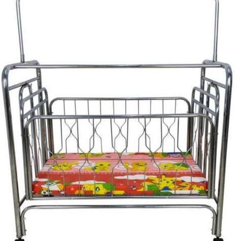 Baby Box Ranjang Bayi Bisa Ayun Geser Dengan Roda Termasuk Kasur Motif Random Kelambu