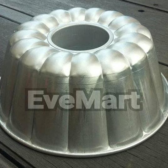 

Loyang Press Loyang Tulban Cake Kue Tanpa Sambungan Tipe Bolu Tinggi