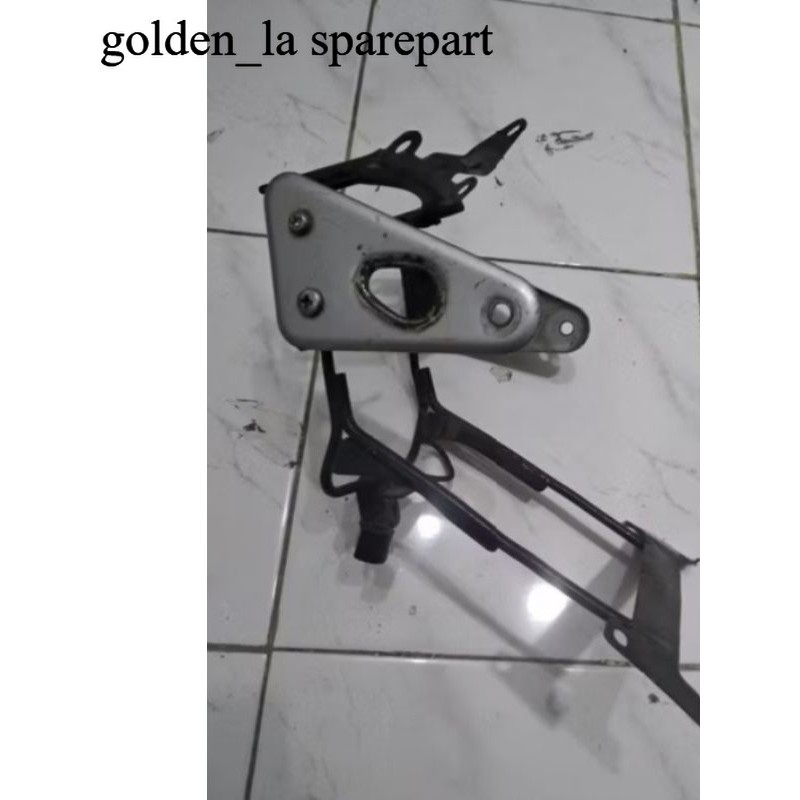 bracket dudukan lampu Yamaha Vixion old lampu bulat cabutan original