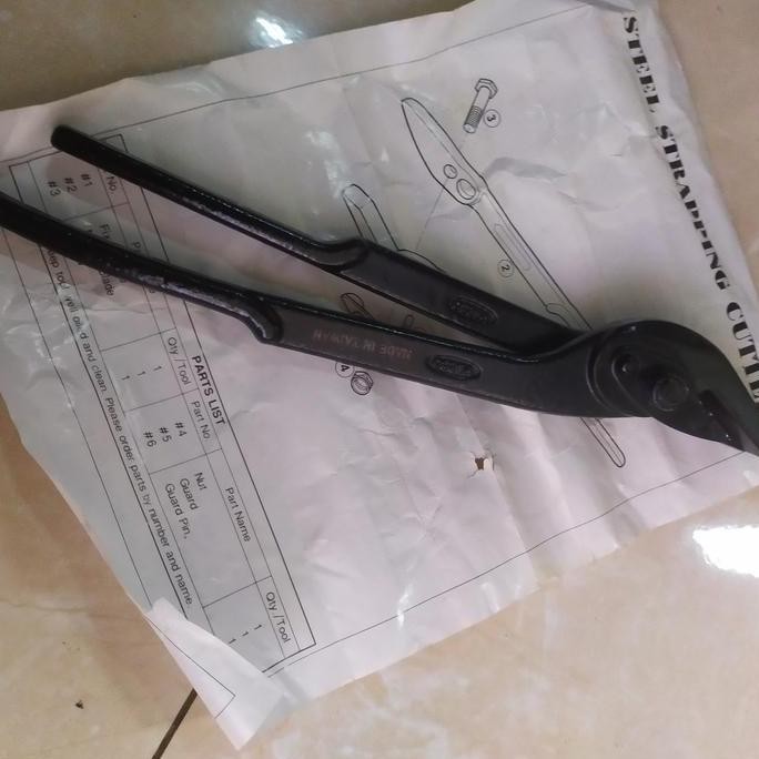 

Hand Strapping cutter Bandeyzer 12 inch made in taiwan YBCO