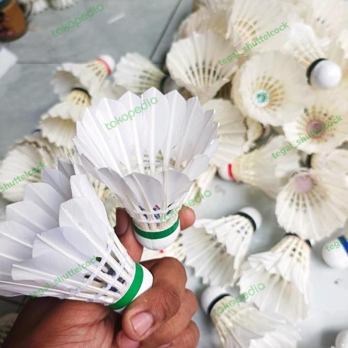 shuttlecock bekas grade A++ (93%-98%) mendekati baru