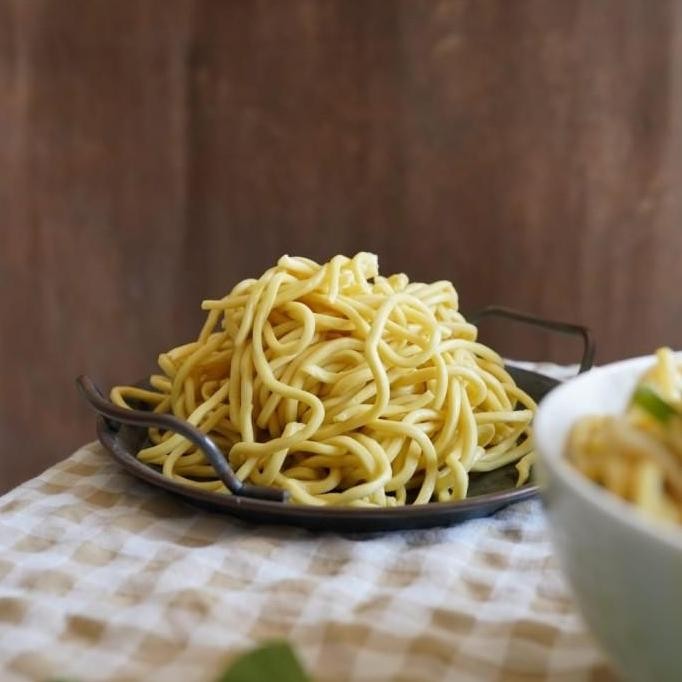 

Mie Kuning / Lo Mie / Mie Hokkian / Mie Kluntung / Mie Jawa Kim Hwa