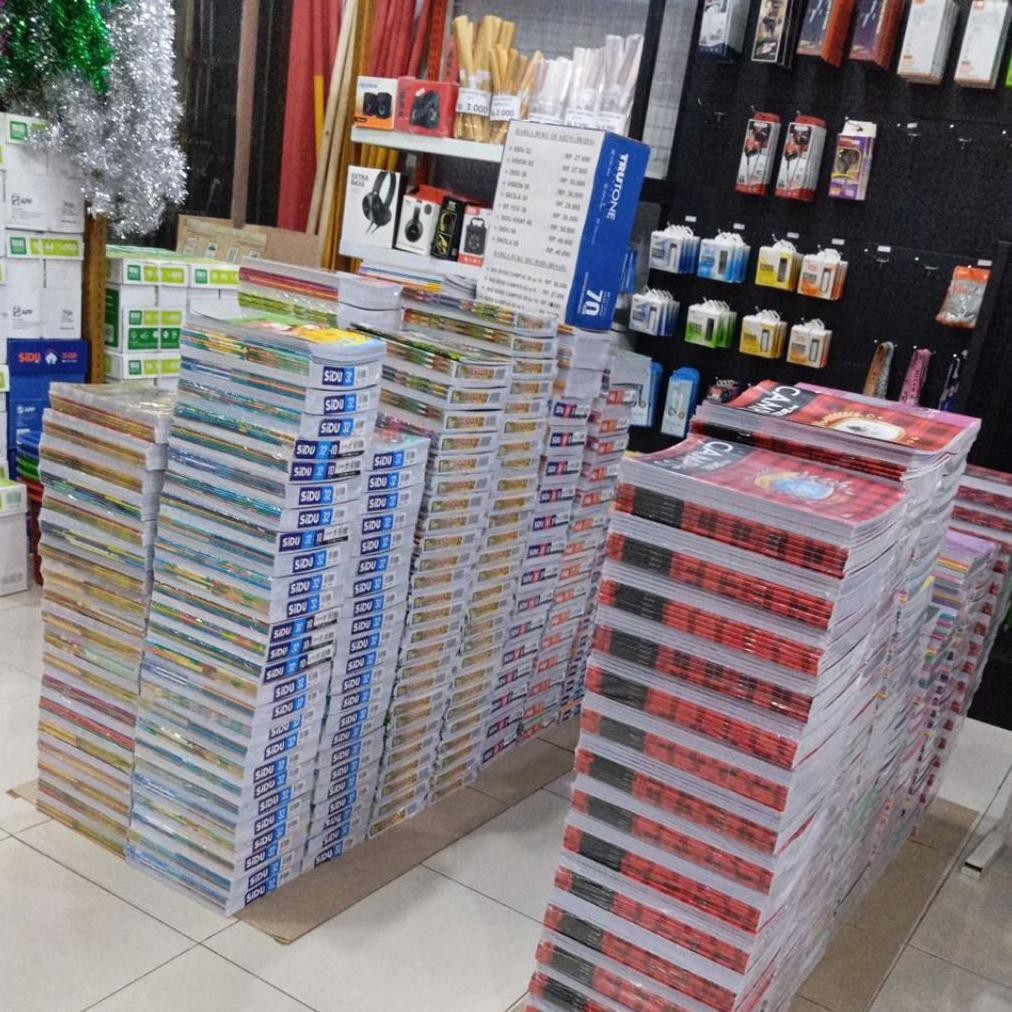 

Terlaris Buku Tulis Sidu 32 Lembar/Kuarto Sidu 32 (1 Pak Isi 10 Buku) I-81