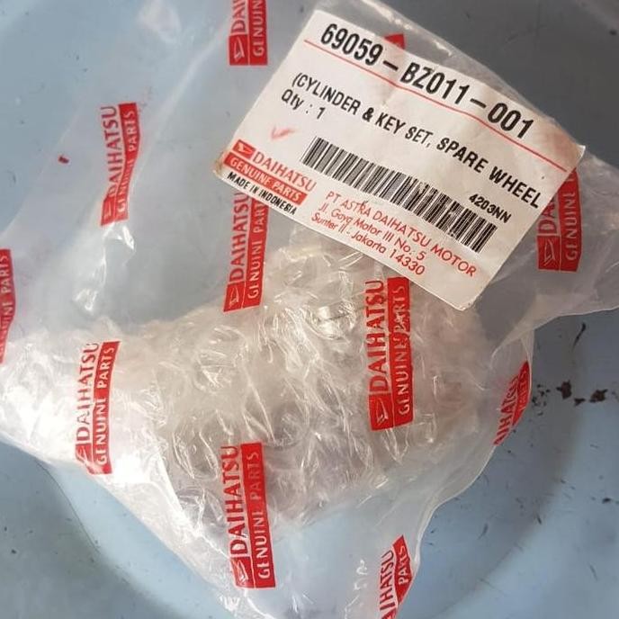 TERBARU - Kunci ban serep terios/rush ori