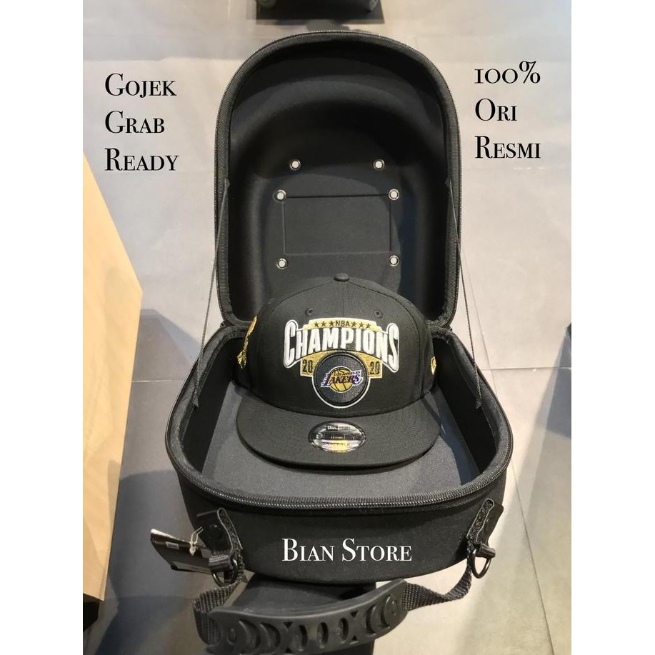 Tas Topi New Era Carrier 6 Pack Cap Black 100% Original Resmi CS