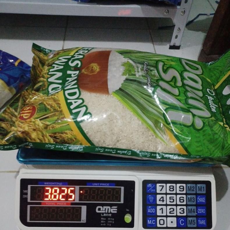 

Beras Daun Suji Pandan Wangi 5 Liter Termurah