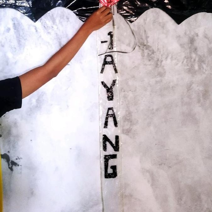 (Good) layangan love bersayap sudah tes terbang ukuran 125cm