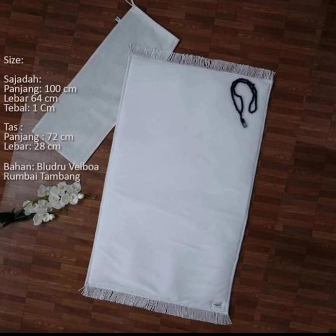 (Good) SAJADAH PUTIH TEBAL PREMIUM Sajadah ini putih polos tanpa gambar apa