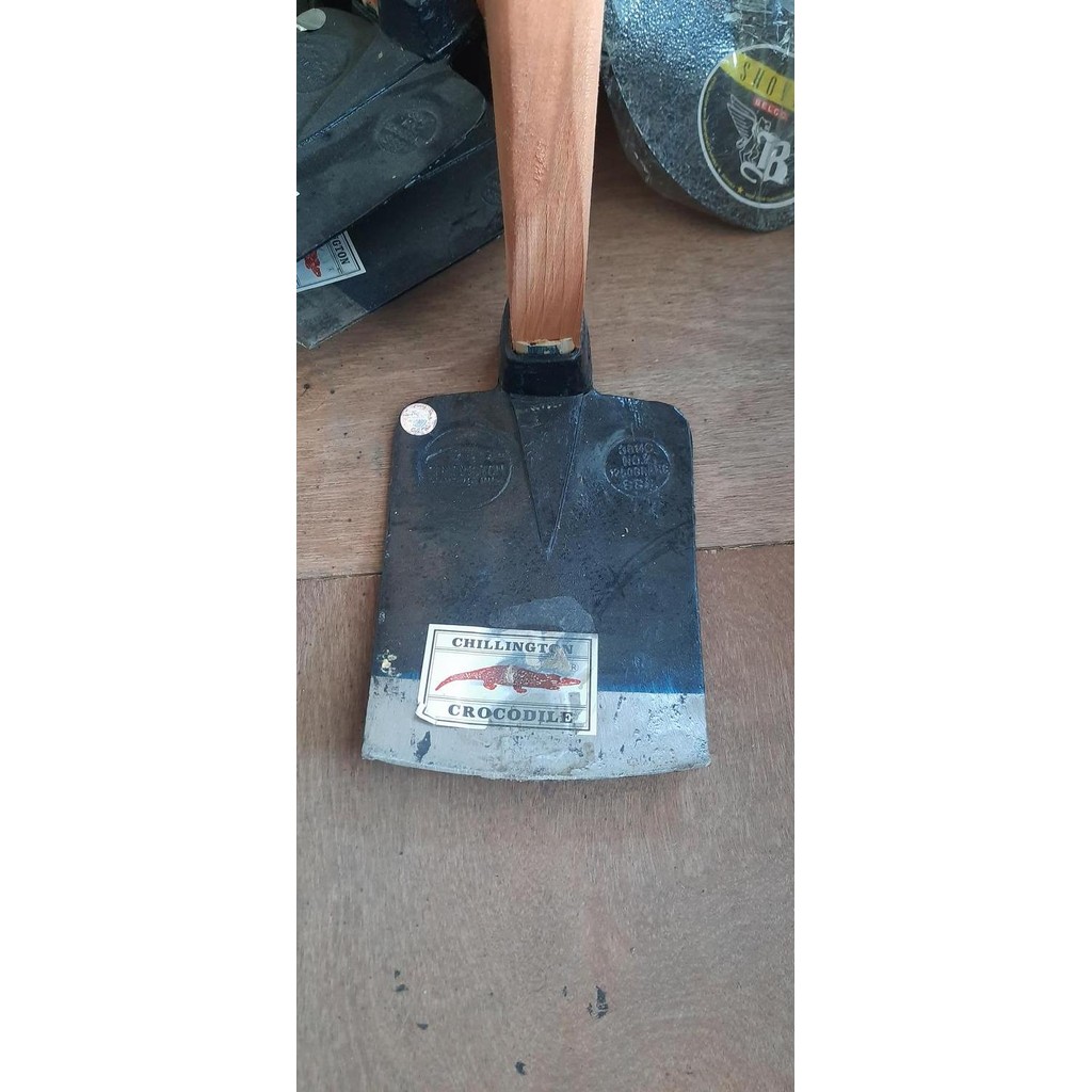 siap kirim] Kepala Cangkul Pacul Besar Cap Buaya / Crocodile + Gagang Cangkul