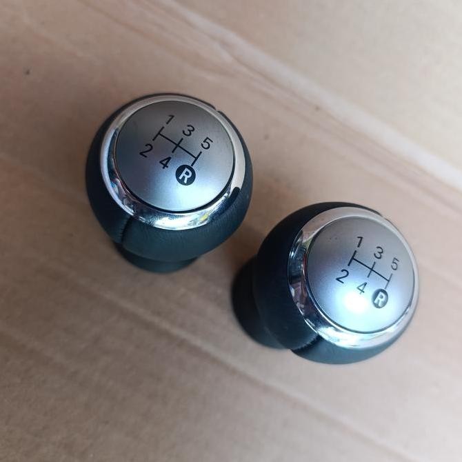 Sift knob persneling Etios Valco