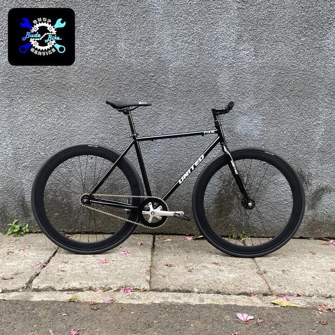 FIXIE UNITED SOLOIST  fullbike