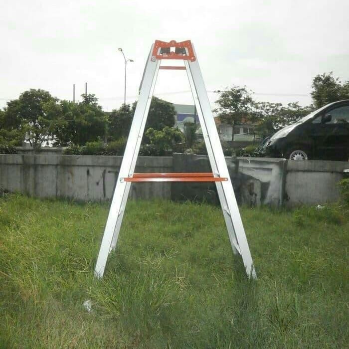 Tangga aluminium lipat jumbo 200