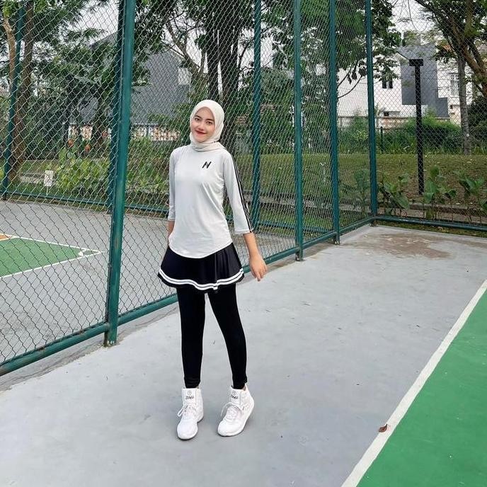 Mix Atasan Baju Senam N Abu Lis Hitam dan Legging Rok Senam Hitam Lis Putih / Bisa dibeli Terpisah d