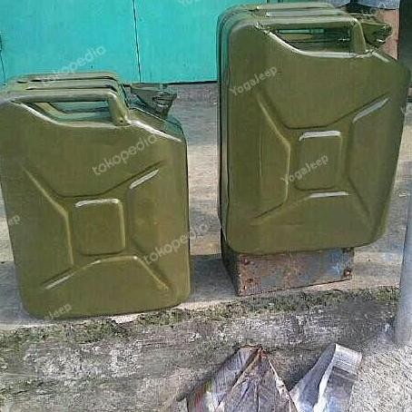 Jerigen Besi - Jerigen Jeep Willys Cj Utility - Jerigen Bekas Ready