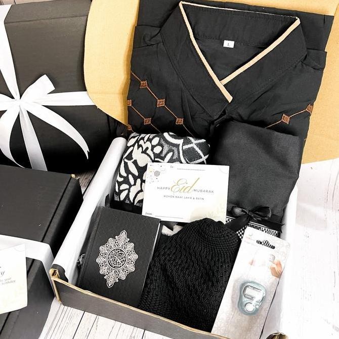 Hampers Kado Cowok Muslim Paket Ibadah Gift Box Sarung Sajadah Black