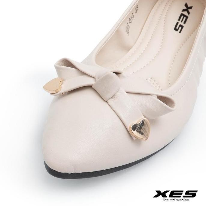 Promo XES RUBI-613 Sepatu Flatshoes Wanita Baru Nyaman Fashion Casual Shoes Black Kerja COD