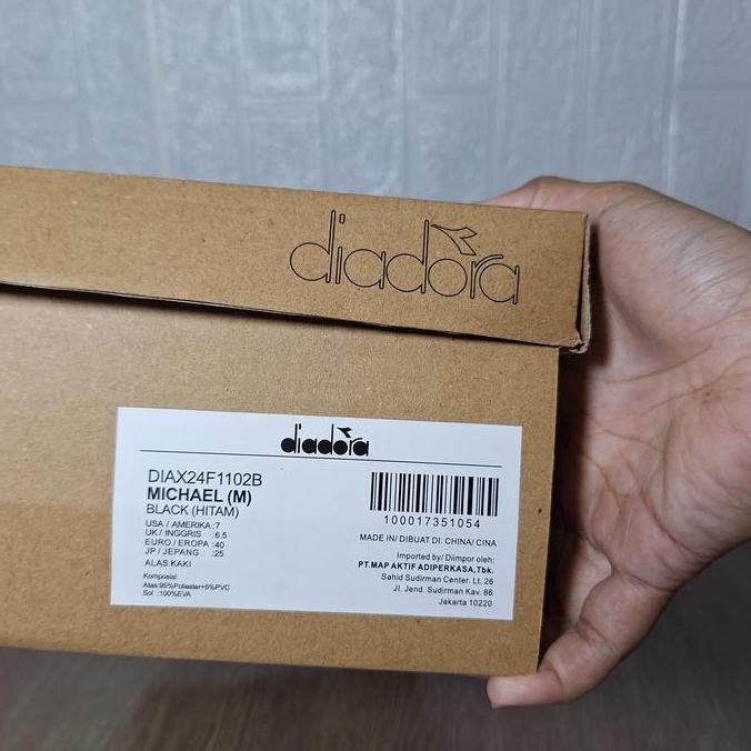 Sepatu Running Diadora Michael Black Original