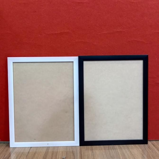 Bingkai ukuran foto 35x45cm, pakai kaca, lebar frame 2cm
