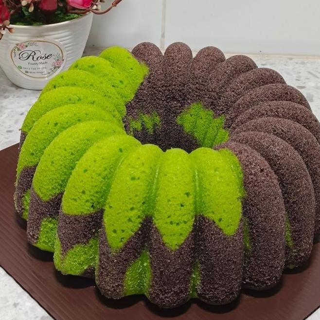 bolu kue cake kukus pandan ketan hitam 24 cm slice sudah dipotong diplastik satuan JS