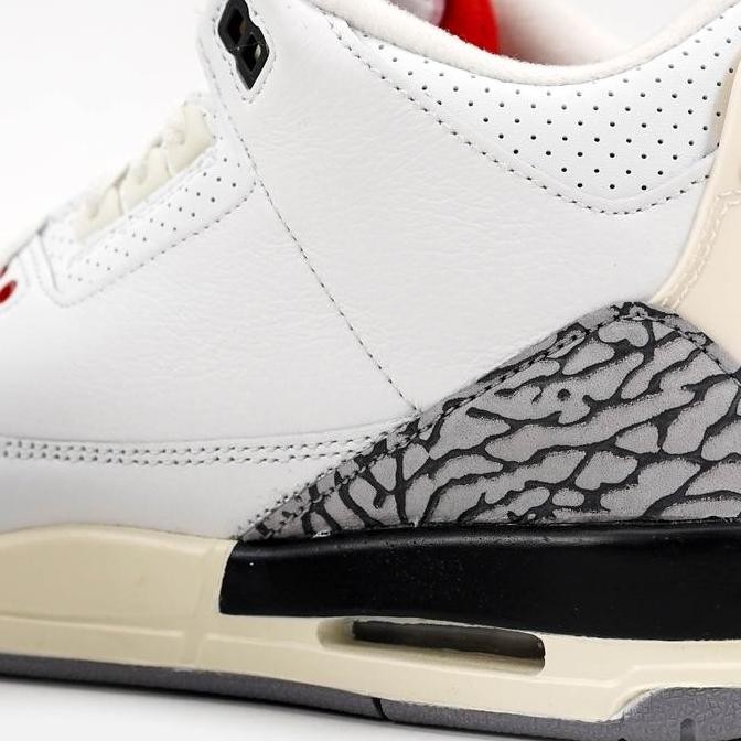 Air Jordan 3 Retro White Cement Reimagined Gs (100% Authentic)
