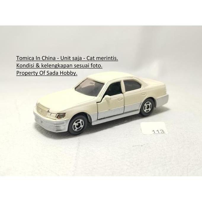 TOMY TOMICA NO 17 TOYOTA CELSIOR PUTIH LOOSE S2025