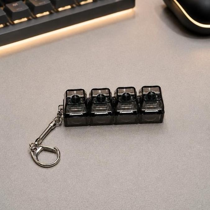 Wadifol71 - Gantungan Kunci Mechanical Keyboard 4 Keycaps RGB Led Switch Fidget Toy