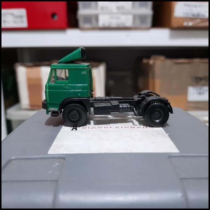 GRATIS ONGKIR IGRA SKALA 1:87 - HEAD TRUCK LIAZ HIJAU AT1 