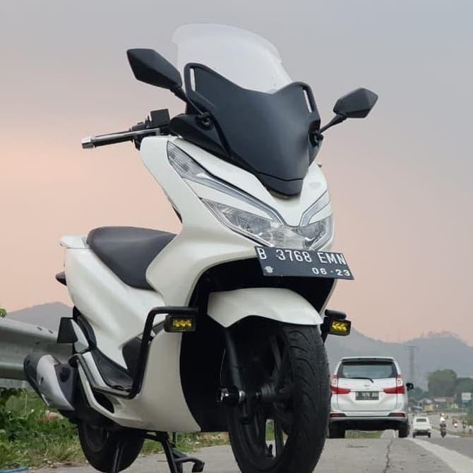 Cover Baby Forza Untuk PCX LOKAL 18