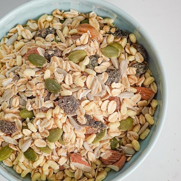 Eat- Safiya Muesli 1 Kg Sereal Dried Fruit Oatmeal Sarapan