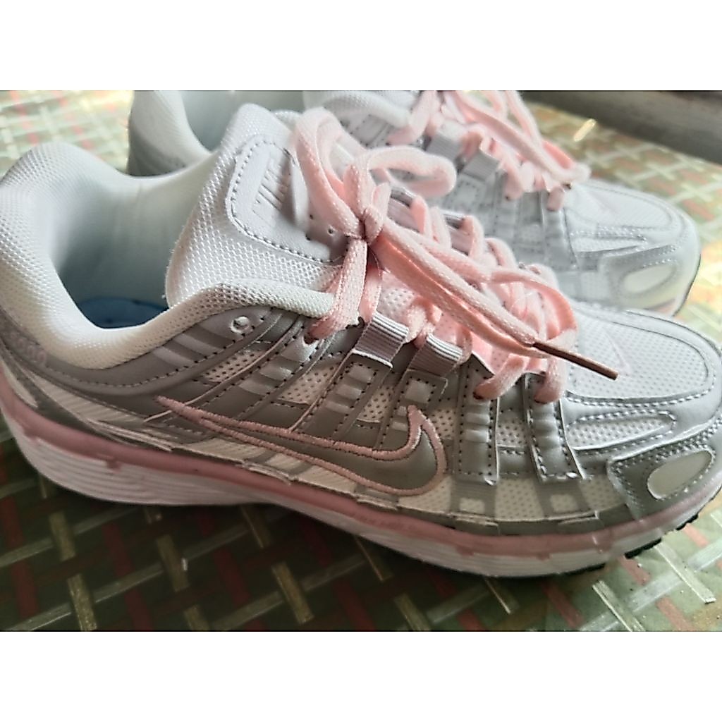 sepatu nike p6000