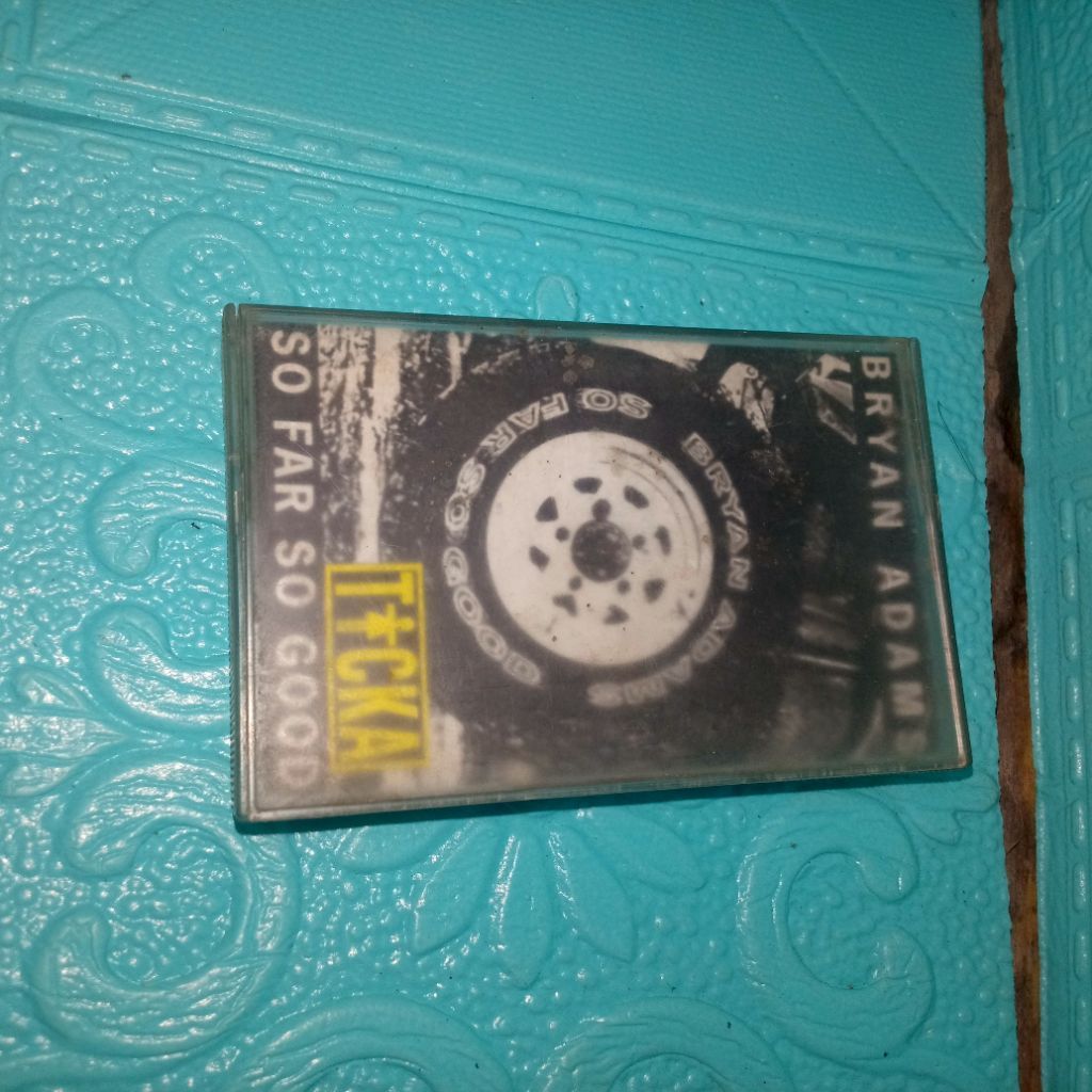 Kaset BRYAN ADAMS
