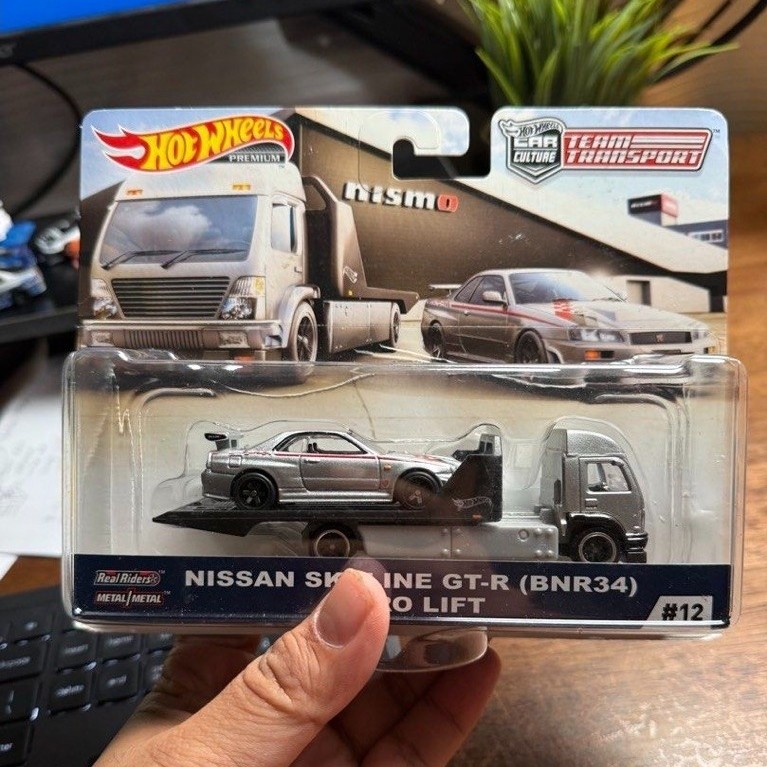 Hotwheels team transport Nissan Skyline R34 Loose