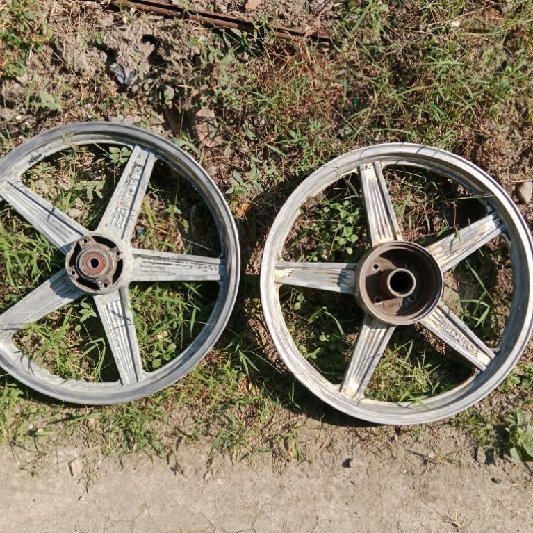 Velg mitsuyo yamaha kecil original copotan pnp astrea c series