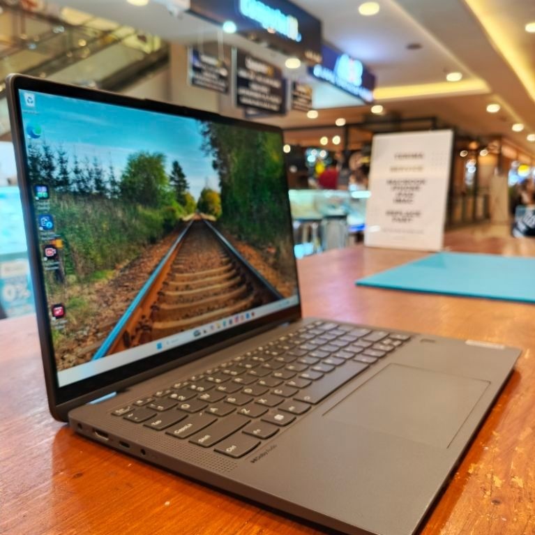 LENOVO IDEAPAD FLEX 5 14ALC7 RYZEN 7-5700U RAM 16GB SSD 512GB