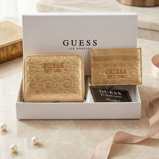 Dompet Guess Plus Card Holder Beige dan Gold