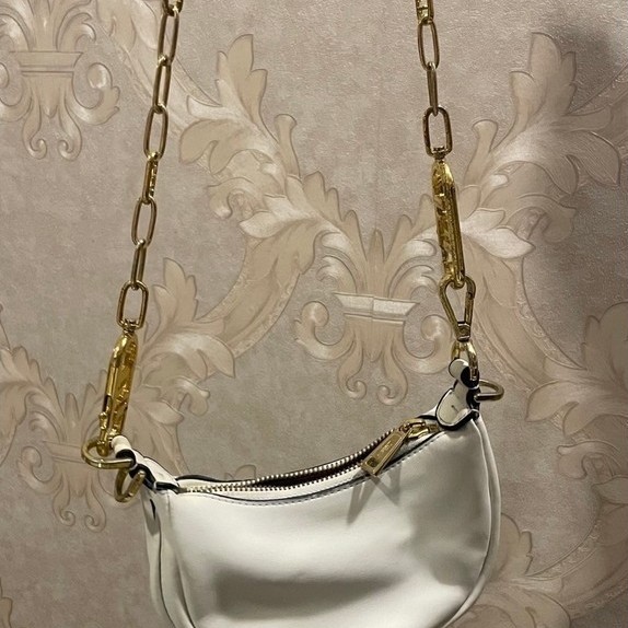 fendi hobo logo f’graphy preloved