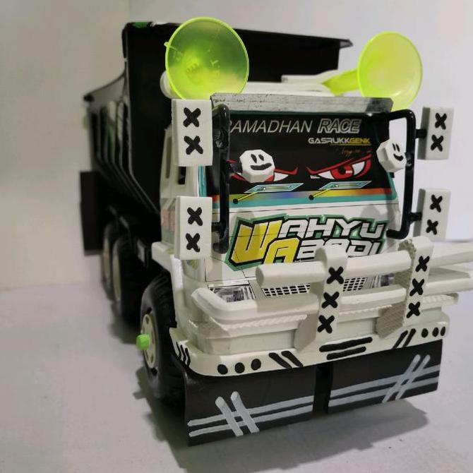 PROMO MURAH Mobilan Modifikasi truk pasir tronton Mainan Toys Kado Lampu Anak baby car toko miniatur