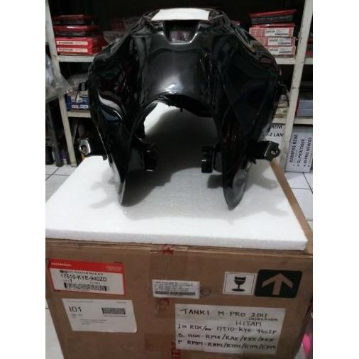 tengki/tangki megapro new monoshock injection 17510-KYE-940ZD HITAM