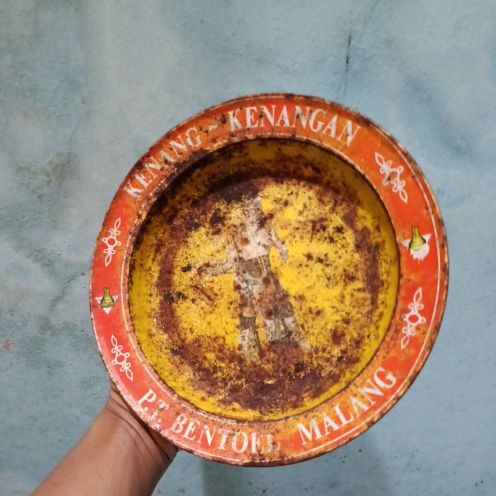 Enamel jadul enamel vintage piring enamel hiasan enamel enamel bentoel malang