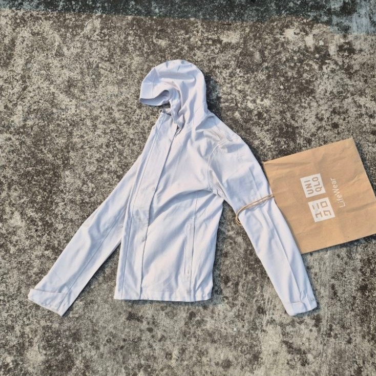 uniqlo block tech white natural