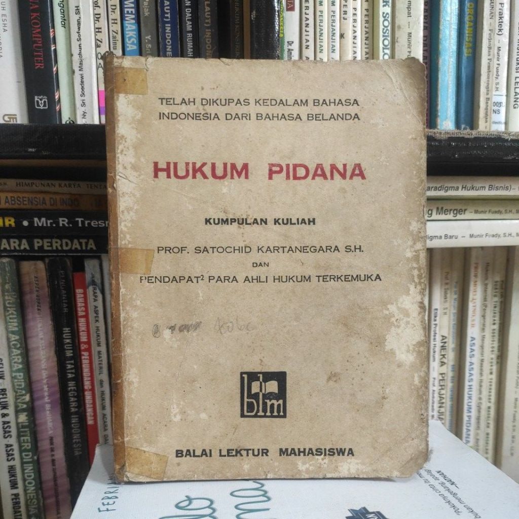 Hukum pidana by Prof.satochid kartanegara. ASLI ORIGINAL