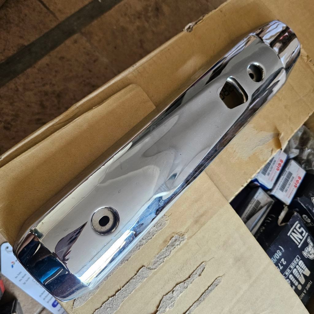 cover tameng knalpot yamaha nouvo z. 2D5-E4718-00