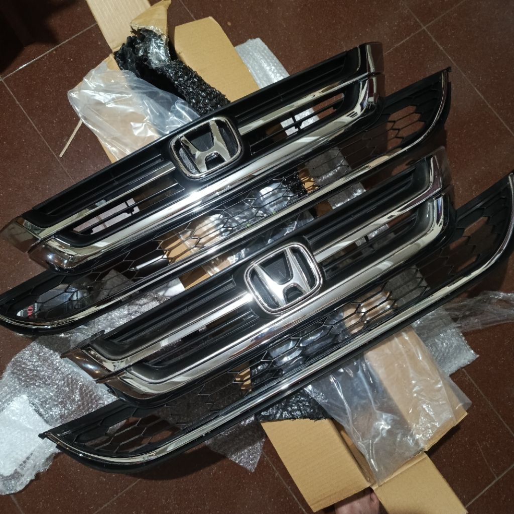 Grill gril grille CRV gen3 2010 2011 2012