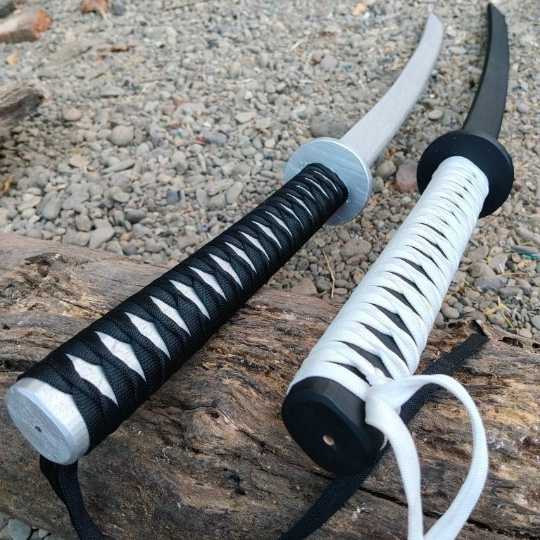 mainan pedang kayu katana